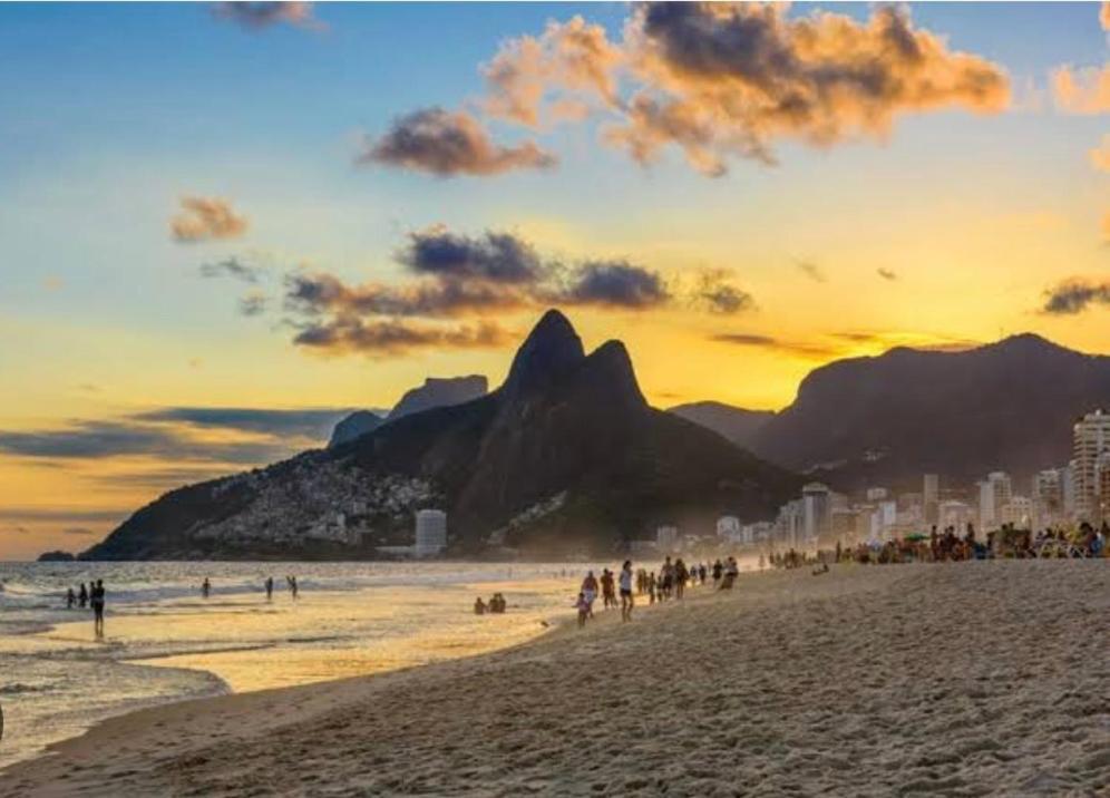 Excelente Apto -smart Tv- Localizacao No Leblon Apartamento